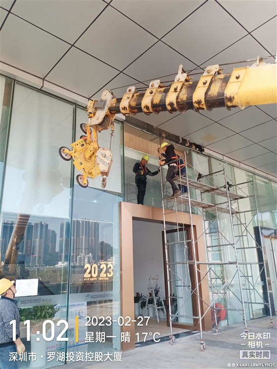 玻璃幕墙维修更换