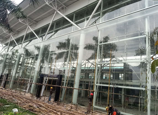 深圳玻璃幕墙安装价格是多少